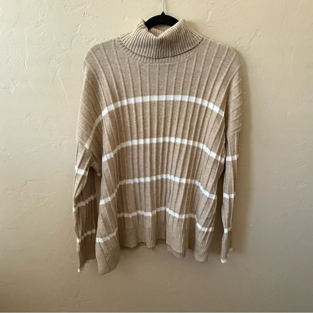 Calvin Klein Beige White Striped Turtleneck Sweater Ribbed Cozy Size L